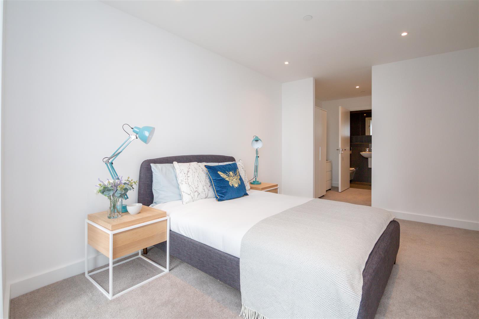 2 Bedroom Apartment To Rent image 17